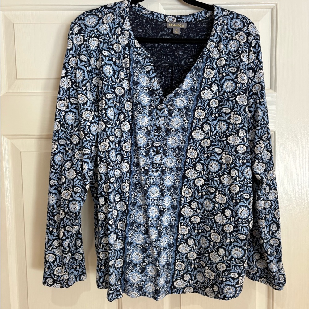 Style & Co. Blue and White Floral Long Sleeve Top